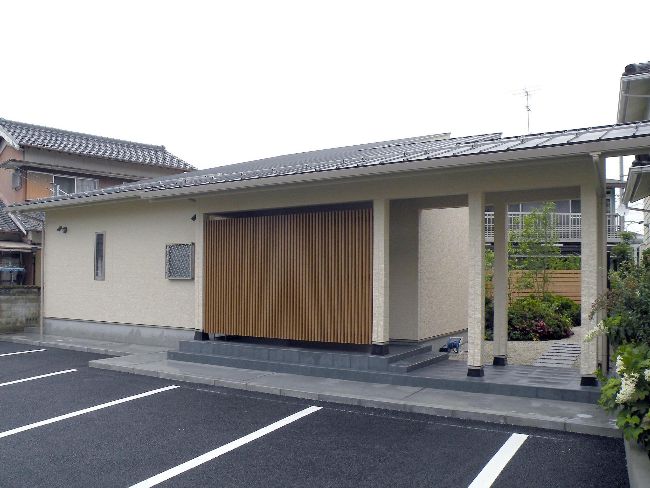 画廊　画游庵　様